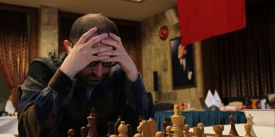 TBMM Satranç Şampiyonu GM Mustafa Yılmaz.