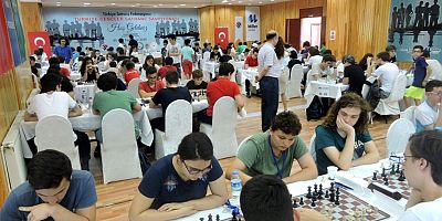 Türkiye Gençler Satraç Şampiyonasında 4 Tur Tamamlandı!